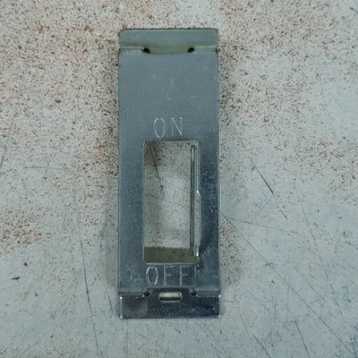 1-SIEMENS BQDPLD CIRCUIT BREAKER HANDLE PADLOCK LOCKOUT DEVICE, FOR BQD NOS - Image 1 of 2