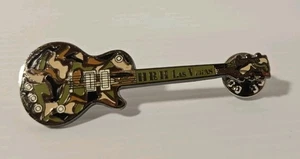 Hard Rock Hotel Las Vegas Camouflage Camo Army HRH Guitar Pin - Bild 1 von 4