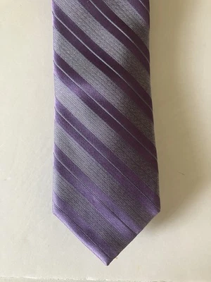 Corbata Calvin Klein Slim Para Hombre Corbata Seda Púrpura Oscuro Claro Rayas Nueva con Etiquetas Nos 58" Foto 1 de 4