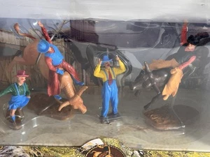 Ray Toys Western Rodeo Champion Bull Riding nuovo, nuovo e raro! - Foto 1 di 13