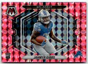 2023 Panini Mosaic NFL No. ND-10 Jahmyr Gibbs Rookie NFL Debut Pink Camo Prizm - Bild 1 von 2