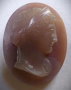 CAMEE CORNALINE ANCIEN. FIGURE DEESSE HERA AVEC DIADEME.....273 - Photo 1/9