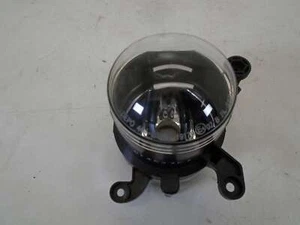 BMW 3 SERIES FOG LIGHT (FRONT DRIVER/RIGHT SIDE) 1998-2003 - Picture 1 of 7