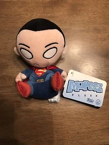 Funko Mopeez: Batman vs Superman - Superman Plush! (P1)! - Picture 1 of 4