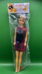 RARE Vintage Worldwide Brand Virginie 11" Blonde Fashion Doll - NIP - Hong Kong - Picture 1 of 12