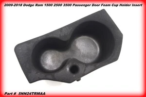 10-25 RAM 1500 2500 3500 RIGHT FRONT PASSENGEER FOAM CUP HOLDER INSERT OEM - Bild 1 von 3