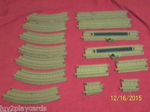 Thomas Ltd Gullaine (Thomas) Engine Hit Toy Company 15 Lt braune Spuren zufälliges Set - Bild 1 von 4