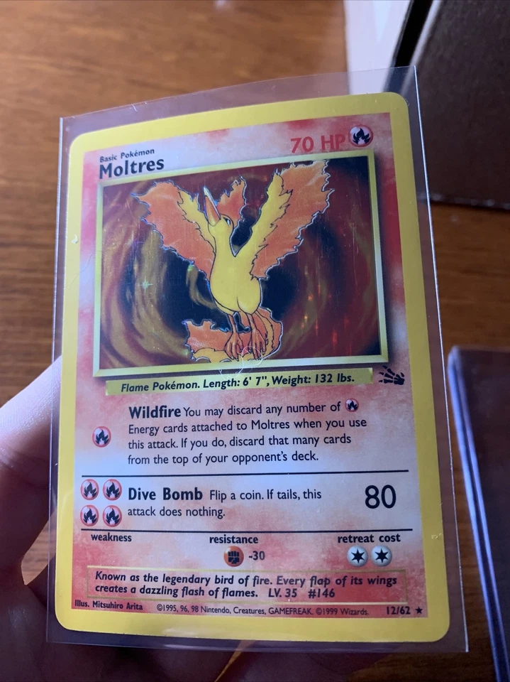 Moltres 12/62 Fossil Holo
