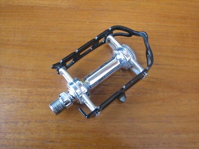 Pedal derecho Campagnolo Superleggeri Record Quill husillo de acero Foto 1 de 4