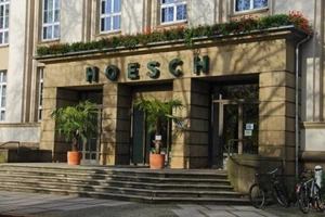 HOESCH ACCIAIERIE AZIONE DI RIFERIMENTO NELLA STORIA FINANZIARIA * ORIGINALE - Foto 1 di 2