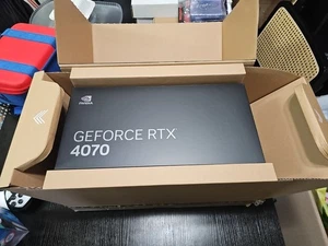 NVIDIA GeForce RTX 4070 Founders Edition 12GB Graphics Card - Afbeelding 1 van 5