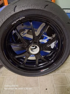 Llantas Marchesini M7R Genesi Ducati Panigale 1199 1299 V4 V2 Streetfighter Foto 1 de 4