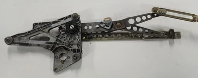 1984 Mercedes Benz 300TD W123 Right Left Door Window Electric Regulator Barn #52 - Image 1 of 4