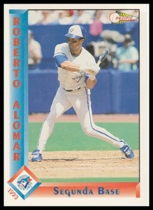 1993 Pacific Spanish #319 Roberto Alomar Back photo shows Alomar Fielding - Picture 1 of 2