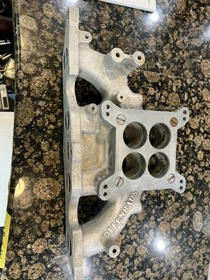 Colector de admisión OFFENHAUSER Ford 2.0 Pinto, Capri, Sierra 4 barriles DOBLE PUERTO.  Foto 1 de 3