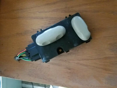 Cadillac CTS 2005 interruptor asiento pasajero derecho bronceado 12450264 Foto 1 de 2