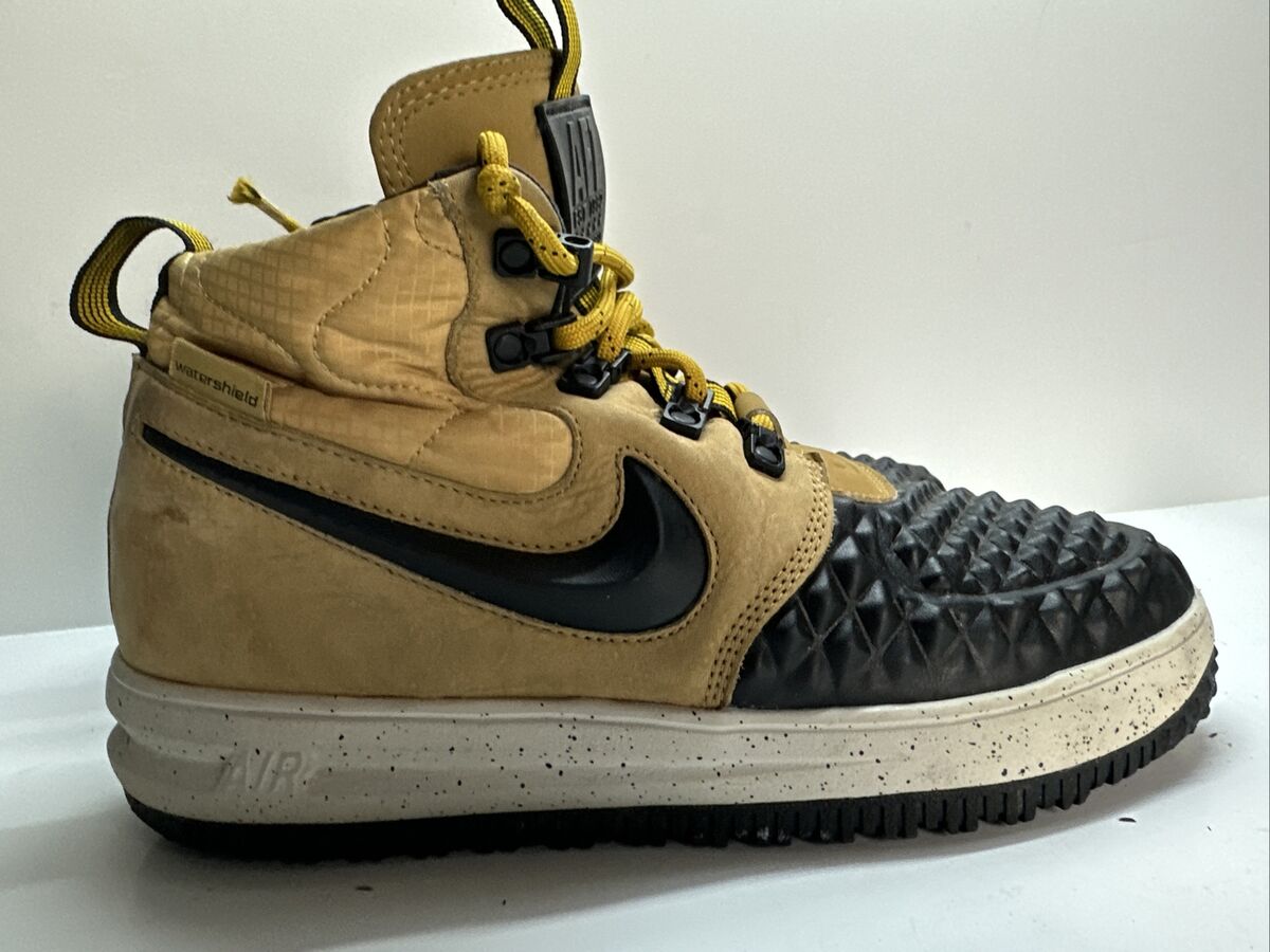 Nike Lunar Force 1 Duckboot Metallic Gold for Sale Nike Lunar Force 1 Duckboot Metallic Gold for Sale