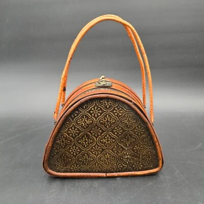 Caja de madera curvada vintage monedero caja baratija con bisagras con pestillo Foto 1 de 4