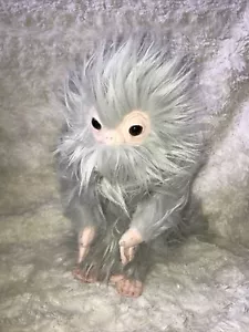 Fantastic Beasts 11" Demiguise Peluche Suave Juguete - Harry Potter Noble Collection - Imagen 1 de 7