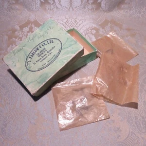 Vintage Box of Fishing Flies - British - Farlows Leaders and Flies - Picture 1 of 6