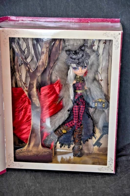 Muñeca Mattel Ever After High Cerise Wolf SDCC 2014 - RARA Y NUEVA Foto 1 de 4