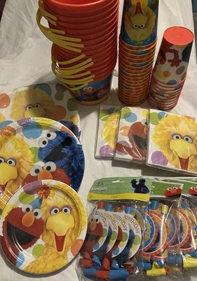 Nuevo En Paquete Lote De 16 Platos Suministros Fiesta Cumpleaños Calle Sésamo Foto 1 de 4