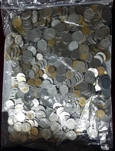 Ten (10) Pounds World Coin Bulk Lot | Mixed Coinage Lot - Picture 1 of 10