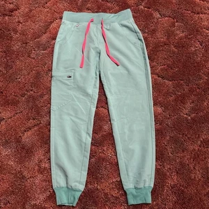 Pantaloni cargo scrub donna Figs collezione tecnica XXS blu turchese #5063 - Foto 1 di 5