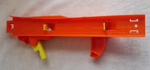 Hot Wheels City Robo T-Rex Ultimate Garage Ersatz orange Weiche Schienenteile - Bild 1 von 2