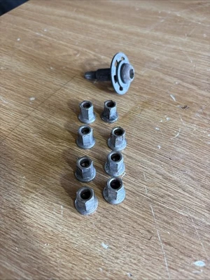 Tuercas y pernos de cabezal de escape Honda CBR 1000RR 2008 Foto 1 de 4