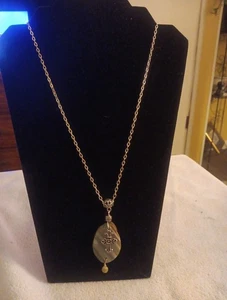 18 " Silver Necklace With Green Agate Stone With Siler Cross. Used But Very... - Picture 1 of 4