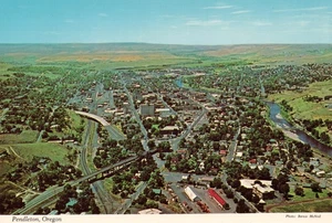 Postcard Oregon Pendleton 1972 aerial view landscape - Picture 1 of 2