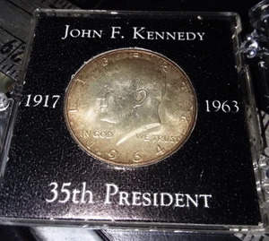 VINTAGE J.F.K. JFK John F Kennedy 1964-D Half Dollar Rainbow Toning in case - Picture 1 of 2