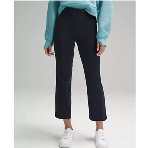 NWOT LULULEMON CROPPED HI RISE NAVY DRESS PANT; SIZE 4 - Picture 1 of 6