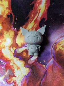 Bolso Ciego Hello Kitty & Friends Squishies GRIS KUROMI Squishies Nuevo Difícil de Encontrar Raro - Imagen 1 de 3