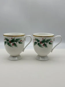 Mikasa Ribbon Holly Weihnachtstasse - Bone China - 8oz - 2er Set - Bild 1 von 7