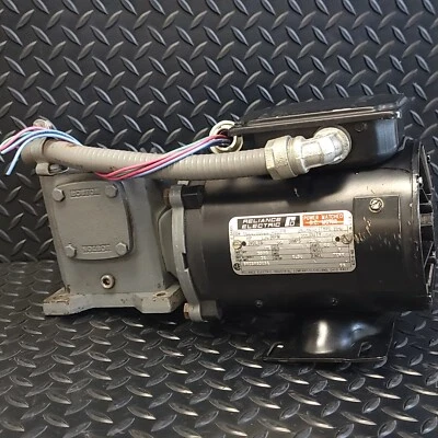Reliance Electric - T56H1050AB-YU - 1/4 HP DC Motor & Boston Gear - F713-15-B5-C - Image 1 of 4