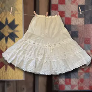 Vintage Handmade White Eyelet Lace Prairie Petticoat Ruffle Circle Skirt Size M - Picture 1 of 12