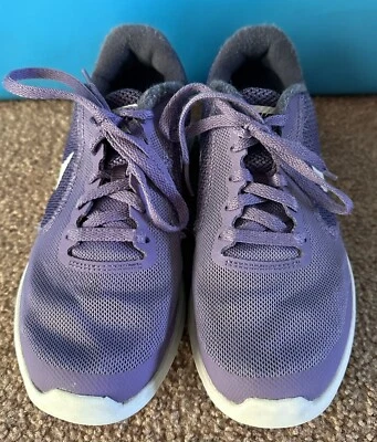 Nike Revolution 3 Big Kids Running Shoes Athletic Gym Sneakers 819416‌-‌501 4Y - Bild 1 von 4