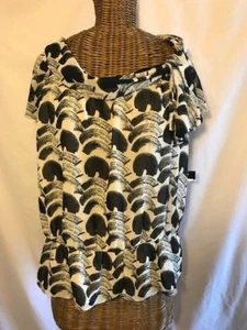 NINE WEST - IVORY GRAY BLACK SHORT SLEEVE ELASTIC WAIST BLOUSE - L - Picture 1 of 5