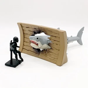JAWS Shark Diorama Vol.3 "Fear Of The Sea 1975" Mini Figure Collection Japan - Picture 1 of 18