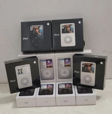 NEW (Unused) Apple iPod Classic 7th Generation 160GB Black/Silver - MP3 Player🎶 - Image 1 of 4