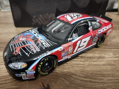 XRARE Autographed Casey Atwood Spiderman 2001 Intrepid R/T 1/24 Die Cast  - Image 1 of 4