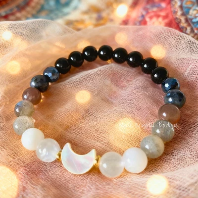 Natural Moonstone Labradorite Stone Bracelet Moon Charm Crystal Healing Bracelet - Image 1 of 3