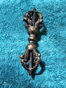 Messing handgefertigtes tibetisch buddhistisches Vajra Dorje Ritualobjekt 3,5 Zoll - Bild 1 von 6