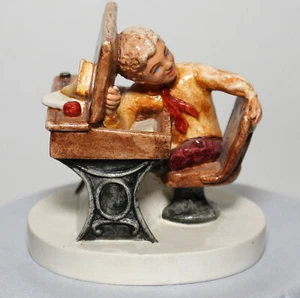 Escritorio SEBASTIAN MINIATURES PW Baston School Boy FIRMADO/Limitado 649/10.000 Raro - Imagen 1 de 7