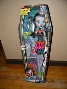 NEW MONSTER HIGH SKELITA CALAVERAS 28 INCH DOLL - Picture 1 of 6