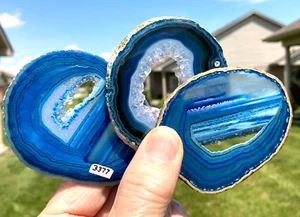 3er SET - POLIERTE BLAUE QUARTZACHATPLATTE - mit Ständer - Bild 1 von 8