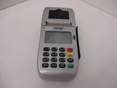 FIRST DATA FD100 / 001642020 CREDIT CARD READER  - Image 1 of 4