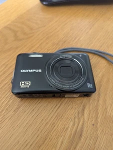 Olympus D-745 14.0MP Digital Camera - Black (B21) - Picture 1 of 3